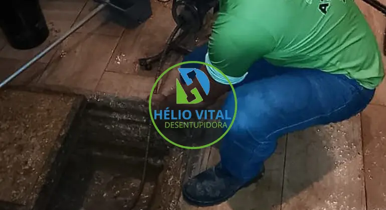 Desentupimento de Caixa de Gordura - Desentupidora Hélio Vital - Fortaleza - CE: ligue 24 hs (85) 9 9671-6232 e tenha orçamento grátis agora!