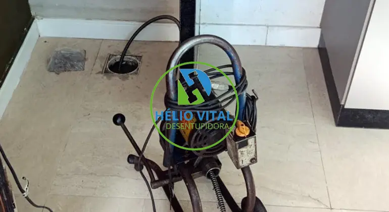 Desentupidora de Área de Serviço - Desentupidora Hélio Vital - Fortaleza: ligue 24 horas (85) 9 9671-6232 e tenha orçamento grátis!