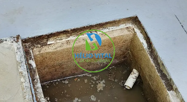 Desentupimento de Águas Pluviais