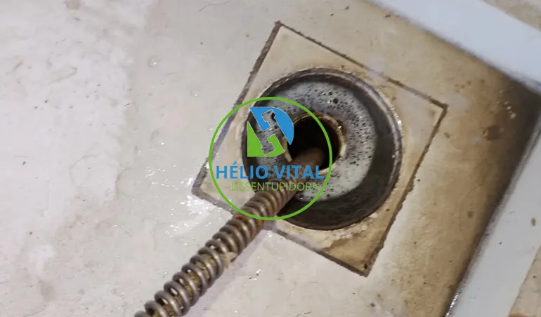 Desentupidora de Ralo - Desentupidora Hélio Vital - (85) 9 9671-6232 - Fortaleza - CE: ligue 24 hs e tenha orçamento grátis 24 horas!
