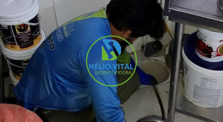 Desentupidora de Área de Serviço em Messejana - Desentupidora Hélio Vital - Fortaleza - CE: ligue agora 24 hs por dia (85) 9 9671-6232!