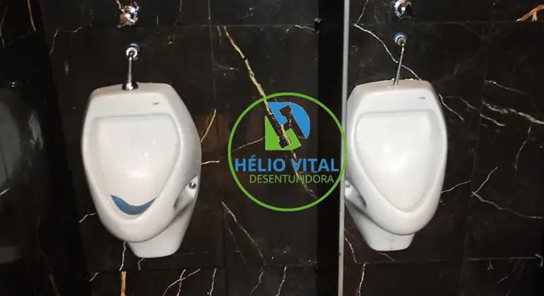 Desentupidora de Mictório em Mondubim - Desentupidora Hélio Vital - Fortaleza - CE: ligue agora 24 hs por dia (85) 9 9671-6232 orçamento já!