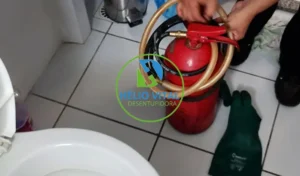 Desentupidora de Vaso Sanitário - Desentupidora Hélio Vital - (85) 9 9671-6232 - Fortaleza - CE: ligue 24 hs e tenha orçamento grátis 24 hs!